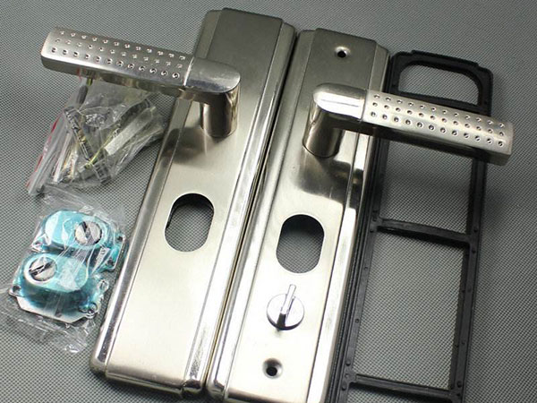 諸暨汽車開鎖電話（附近換鎖芯）